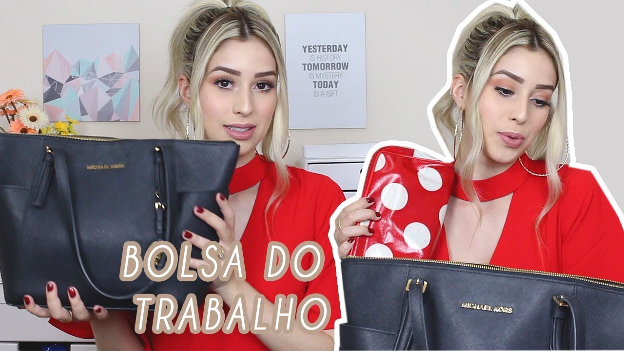 O QUE EU LEVO NA BOLSA DO MEU TRABALHO | Carine Reis