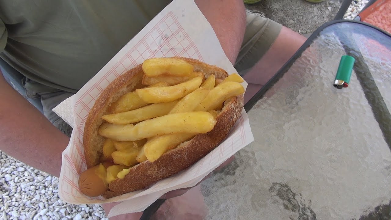 Stambuł ł i mega zatwardzenie. Greckie Hot-Dog'i z frytkami prosto z BarBusa - Gruzja Vlog 22