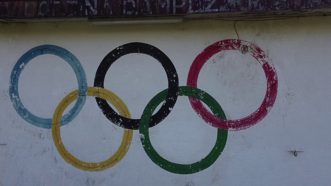 VOLO sul TRAMPOLINO OLIMPICO ABBANDONATO   Cortina d'Ampezzo 2020, DJI MAVIC MINI 2K