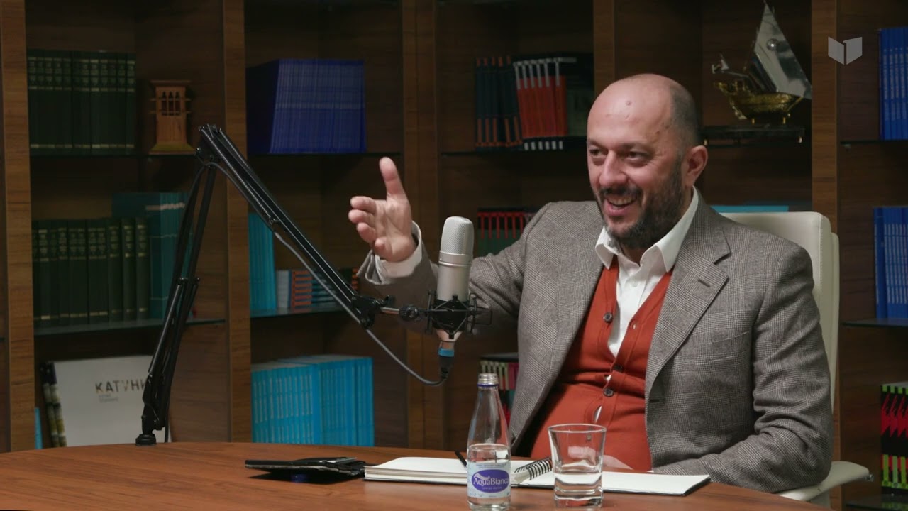 Ključne riječi: filmski znaci, studije režije, FDU, „Obraz“... prof. dr Nikola Vukčević