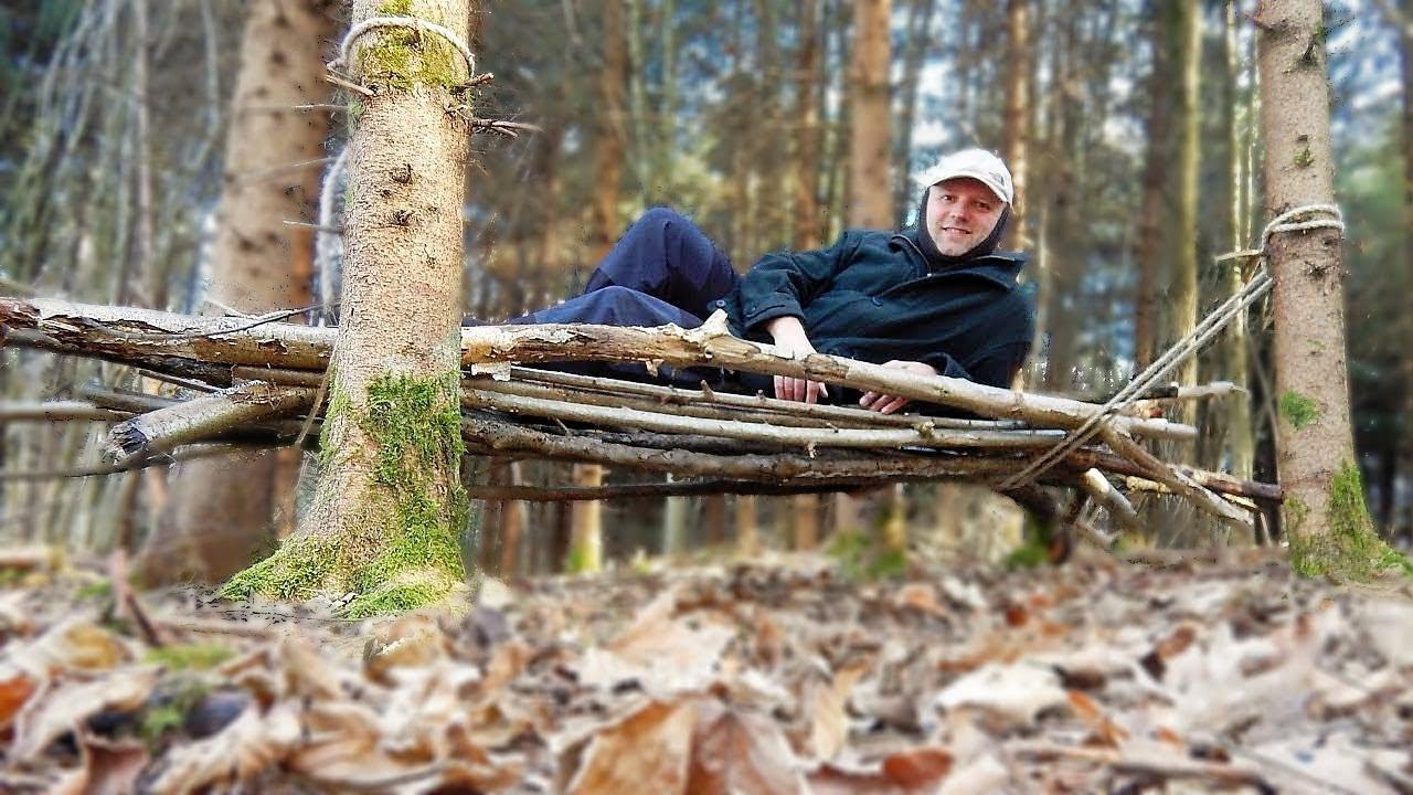 Improvised Sleeping Platform - Bushcraft Survival