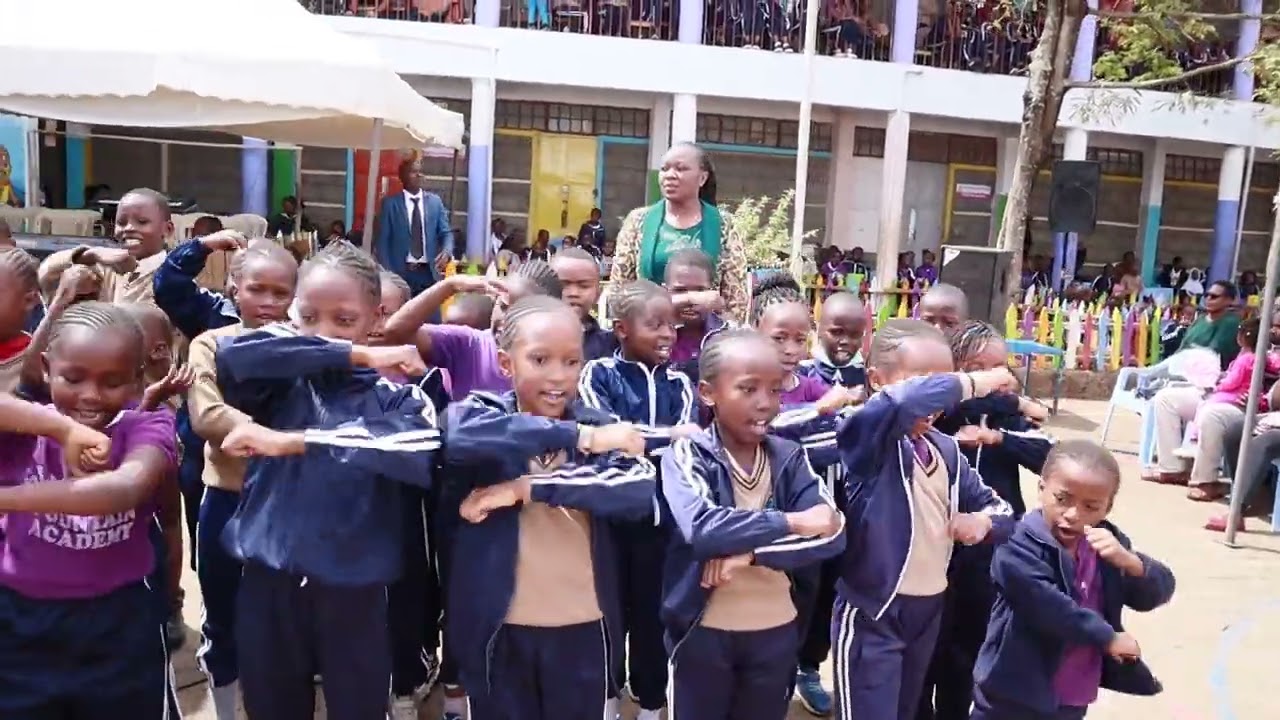 GRADE 2 PRESENTING A SONG & A SKIT