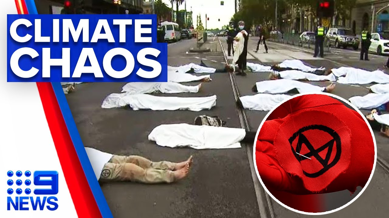 Climate change protesters block CBD with mass disruptions | 9 News Australia