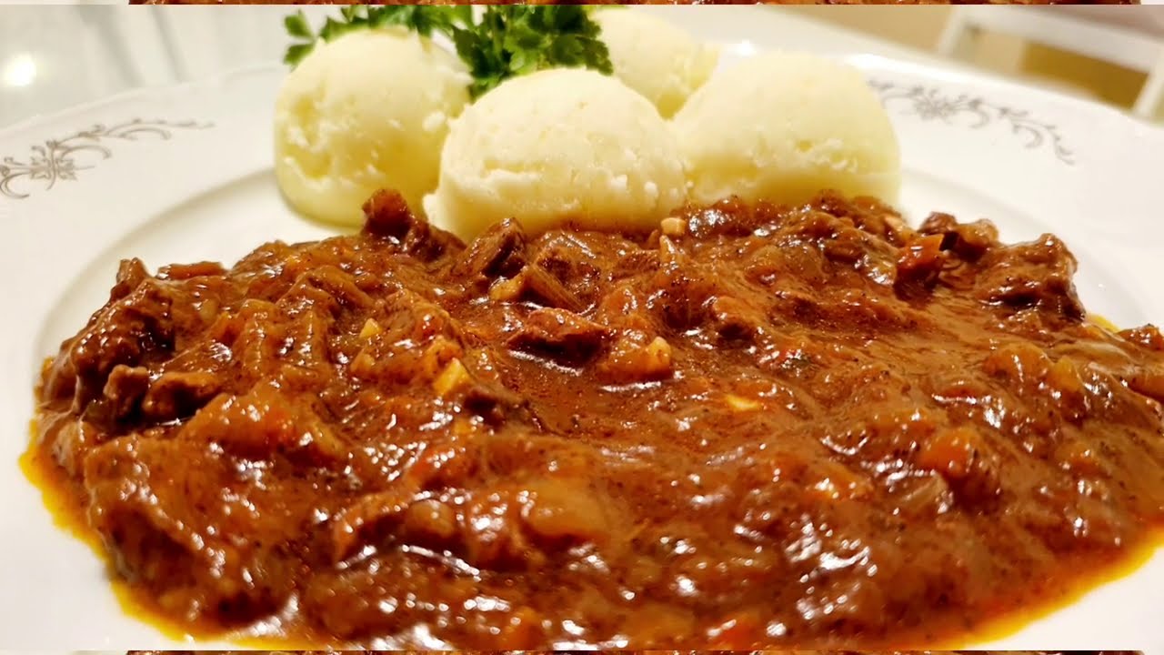 KAKO SE PRAVI GULAŠ OD JUNETINE - RECEPT