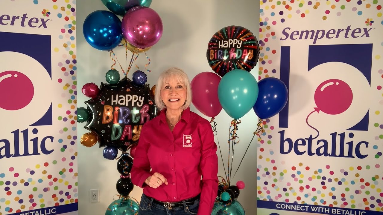 BBT Jan shares a no-frame column style arrangement with Betallic Globes & foils and Sempertex Latex!