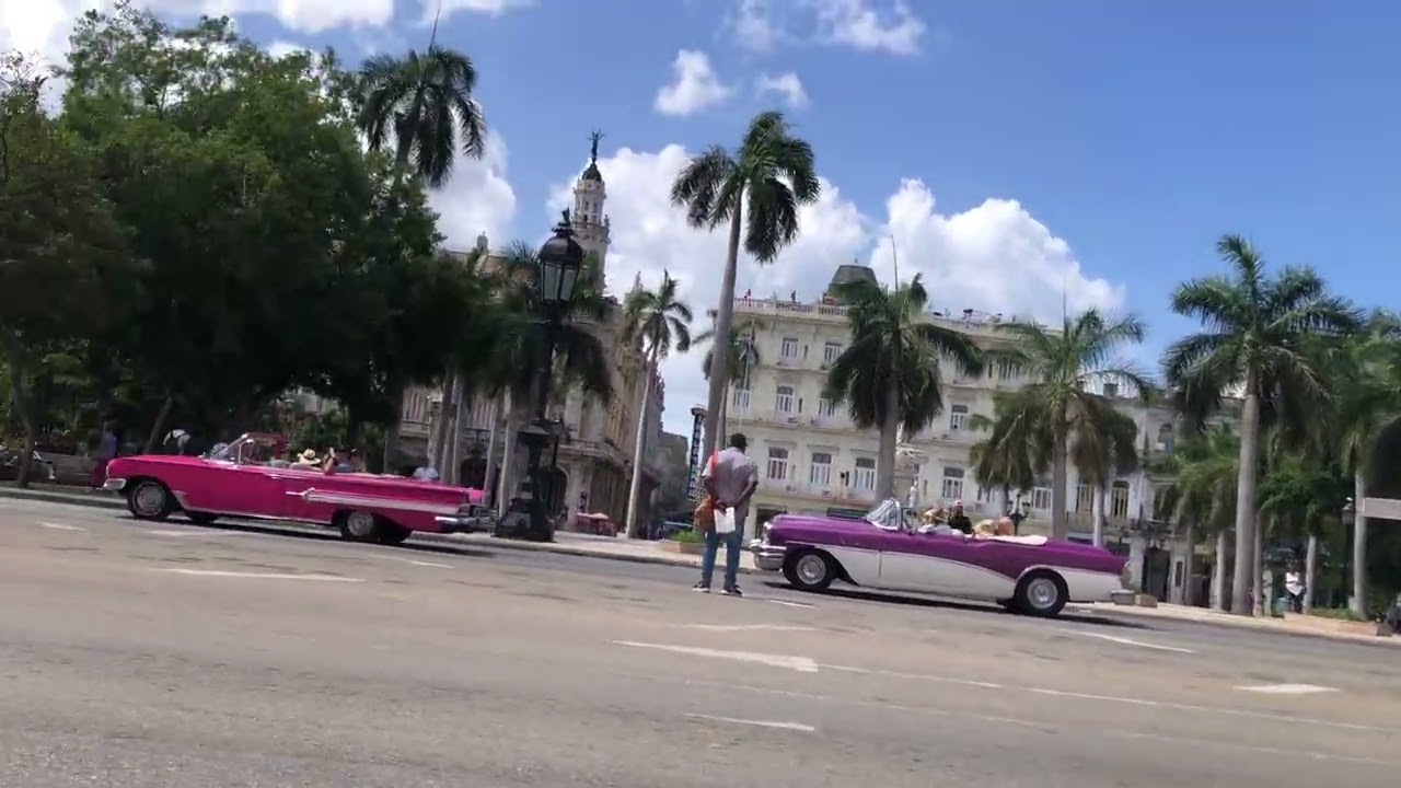 En calle Zulueta y San Rafael.Habana Vieja🇨🇺