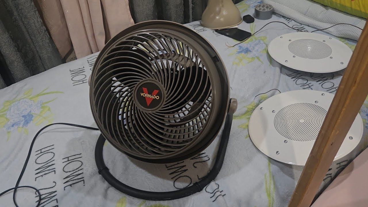 Vornado CR1-0029 Air Circulator Fan