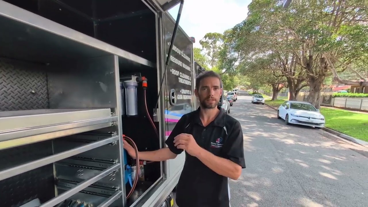 Deionized Water for Window Cleaning, What It Is, How It’s Made, and Why It Works