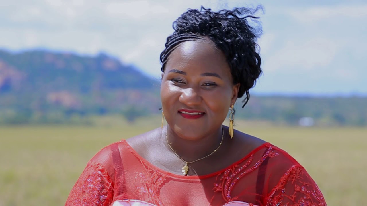 SHINA LA MBUYU Official Video BY DODOMA MORAVIAN TOWN CHOIR - DMTC