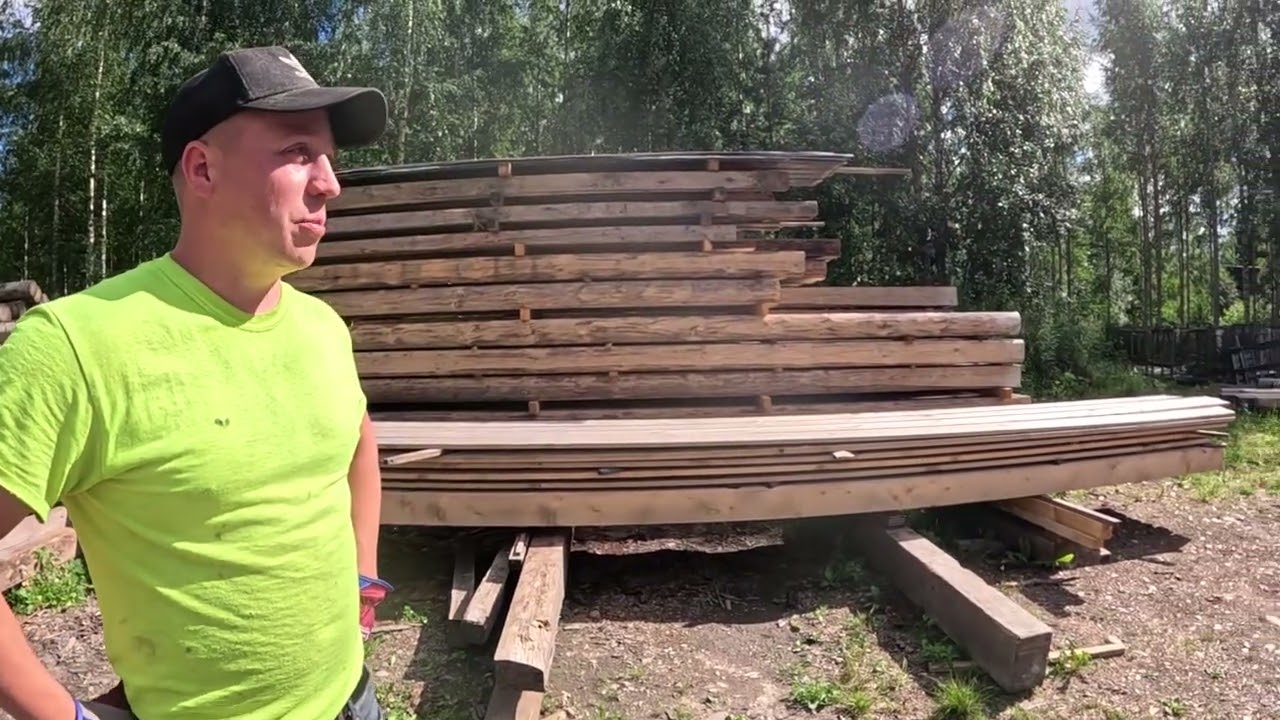 kurkihirsiä viemässä