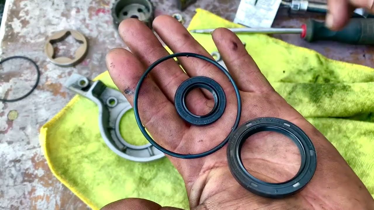 Como cambiar empaques a bomba de aceite Toyota Tercel/paseo @elchanojose