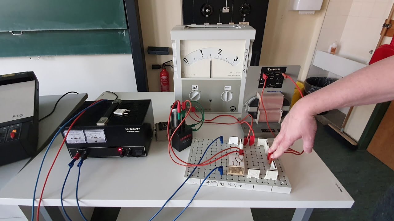 Elektromagnetischer Schwingkreis (ca. 1Hz)