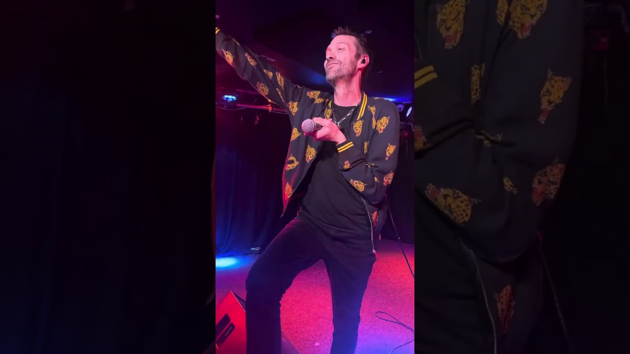 Tom Meighan  “Where did all the love go” (acoustic) The Bungalow Paisley (28/11/24)