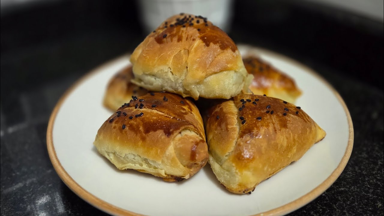 Crispy meat pastry 