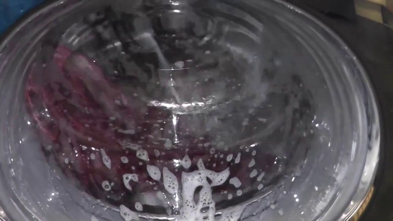 Hotpoint 9530 vs Miele W562: Cottons 40ºc/40ºc Non-Colourfast cotton