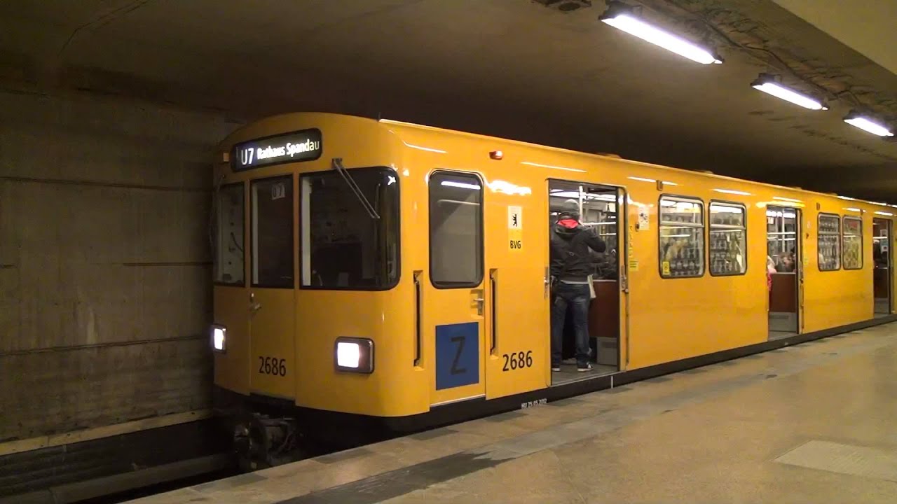 U-Bahn Berlin - Z&uuml;ge am Jakob-Kaiser-Platz im Bauzustand U7 [1080p]