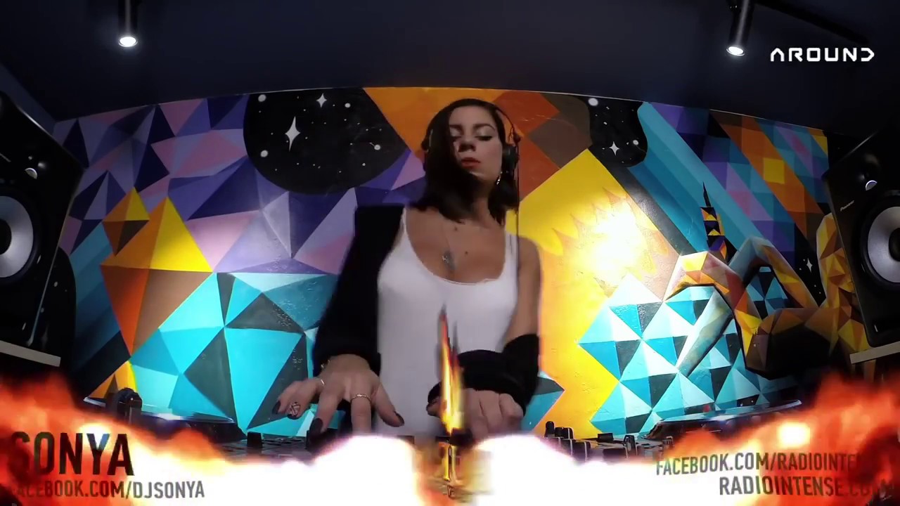 DJ SONYA - PLAY STATION #048 Intense (15.02.2018)