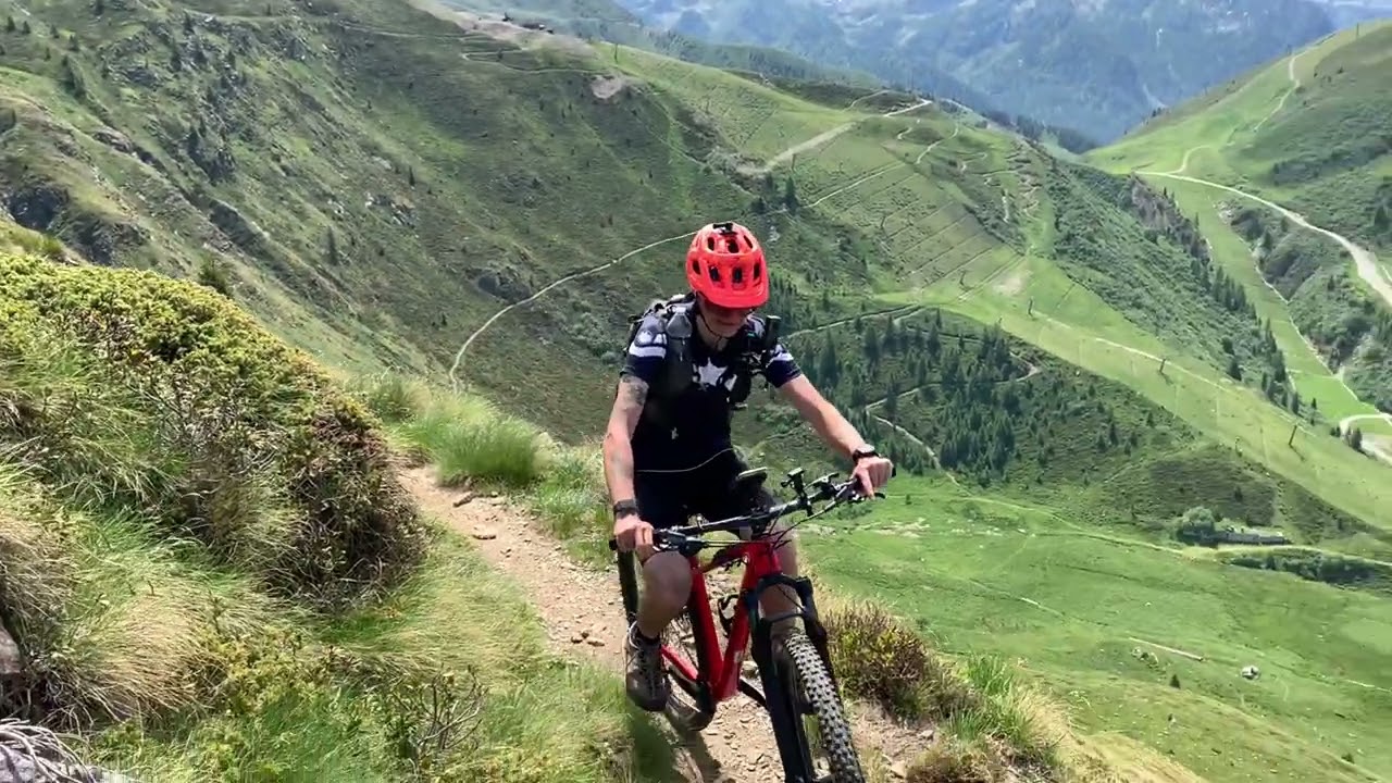 Carona rifugio terre rosse rifugio montebello passo Dordona mtb scoot Wilier mtb orobie bg