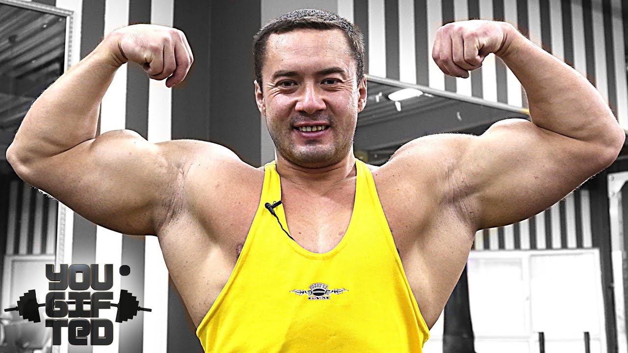 Мускулистые руки! Сергей Югай.