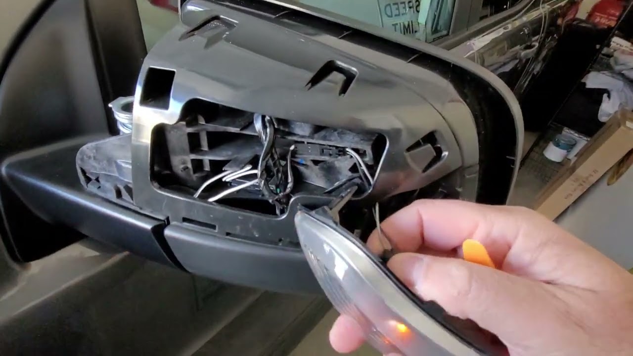 2021 Ranger Lariat mirror turn signal lamp replacement