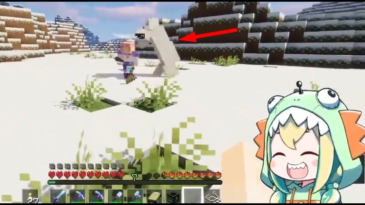 TOMOSHIKA GETS CHASED BY A POLAR BEAR (and scream in your ears...)