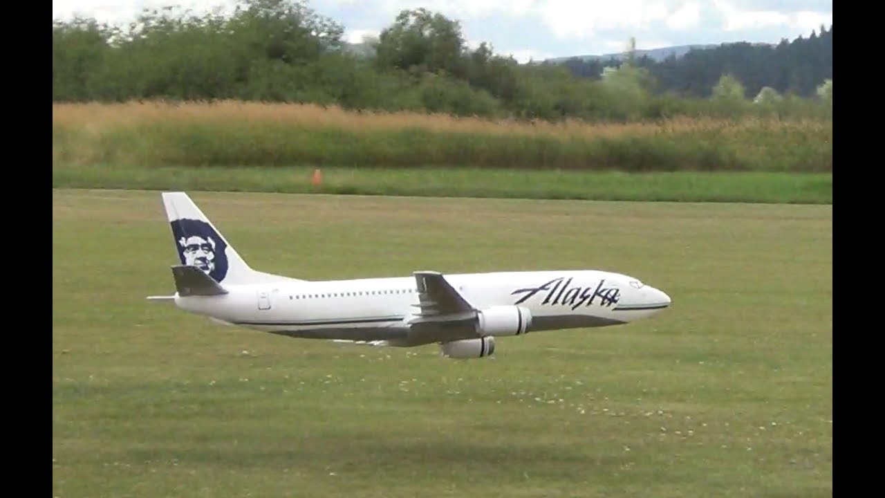 RC Boeing 737-400 Alaska Airlines Depron EDF Airliner Flying