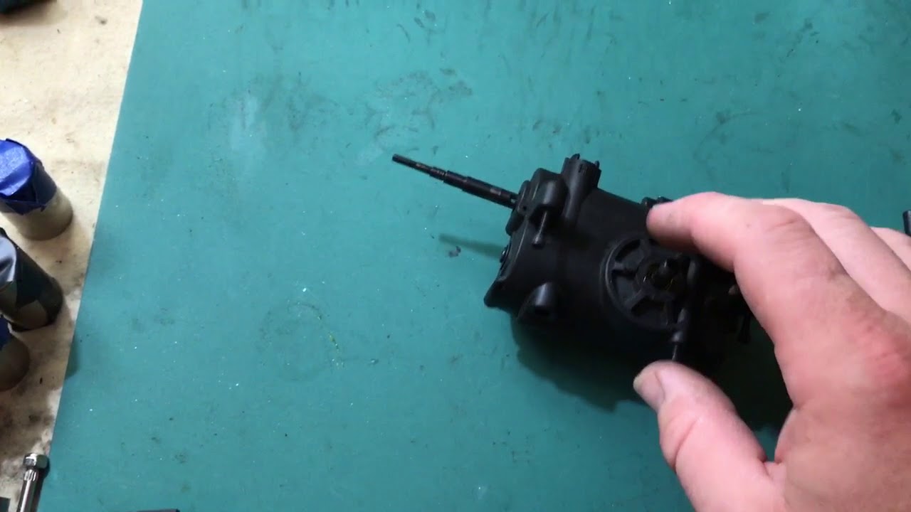 Losi LST II transmission build issue