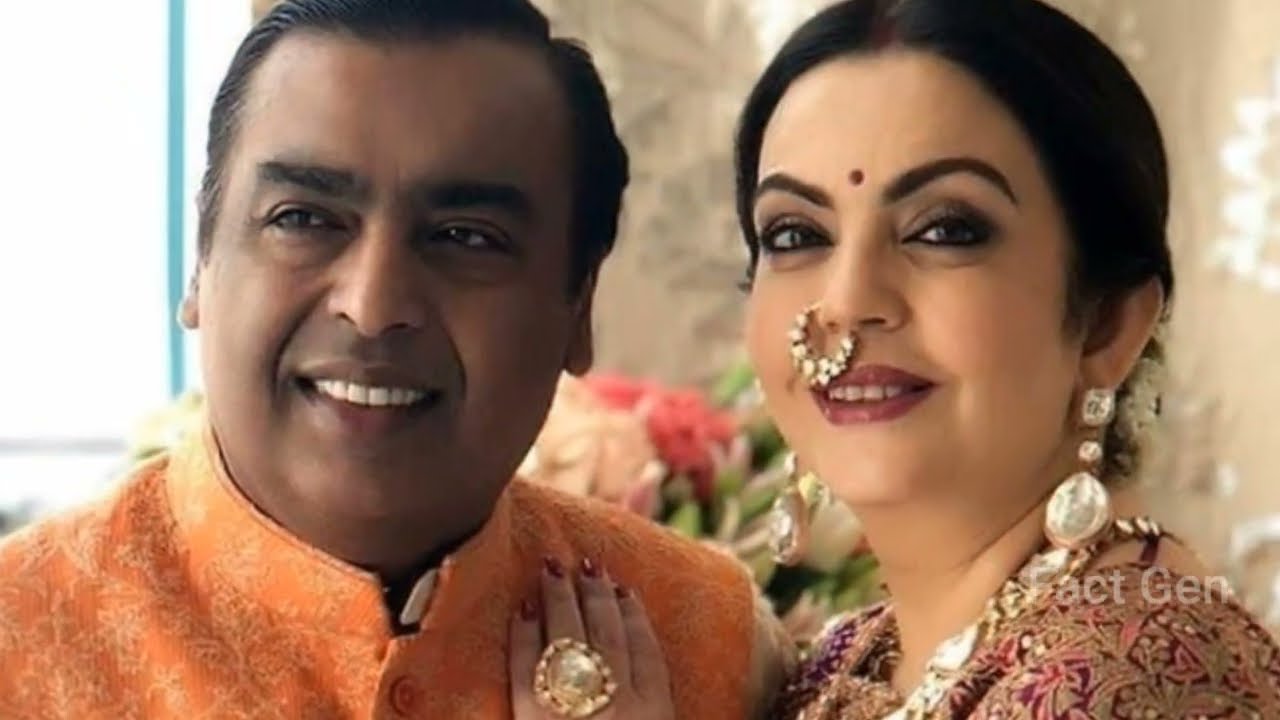 Mukesh Ambani తన వేల కోట్ల సంపదను ఎలా ఖర్చు పెడతాడు | Mukesh Ambani Life | Ambani Gold toilet