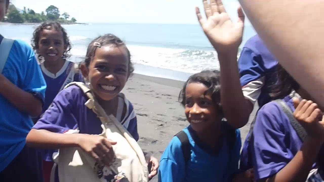 Flores, Indonesia | January 18 - 24, 2010 | RTW Ep.32