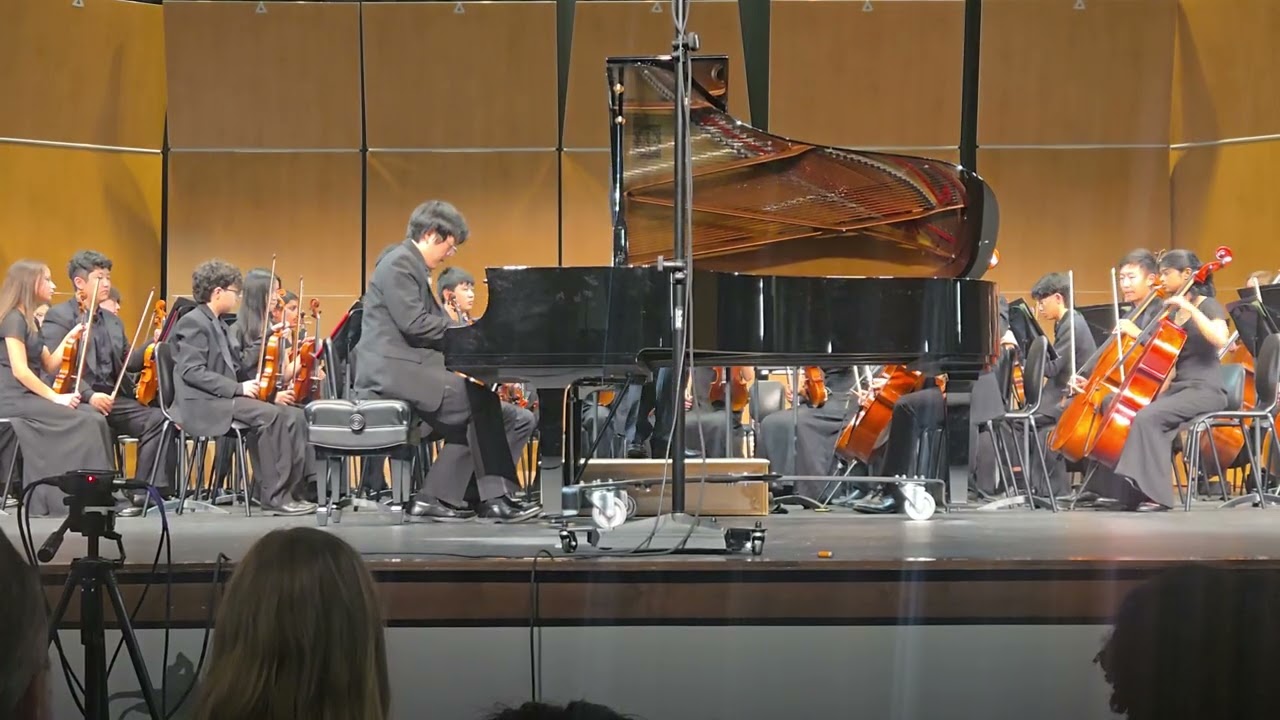 Minjun Lee: Rachmaninoff Piano Concerto No. 2 (Walton High School)