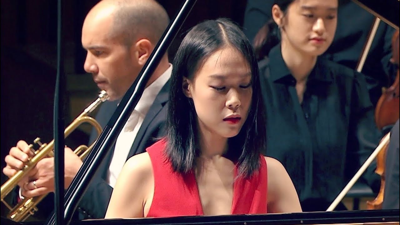Shostakovich Concerto no. 1 | Yeol Eum Son / Alexandre Baty & Going Home Project