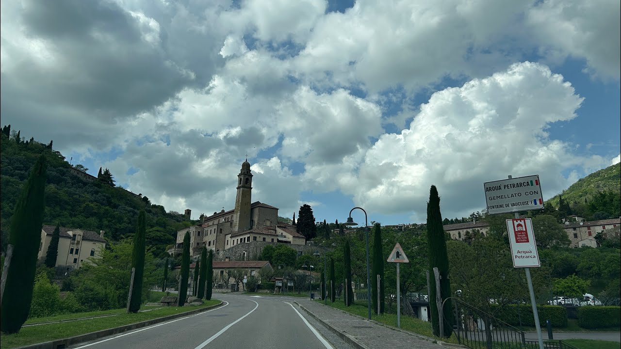 Arqu&agrave; Petrarca (PD) - Borghi pi&ugrave; belli d&rsquo;Italia - Parco Regionale Colli Euganei- Veneto -@tuttitaly
