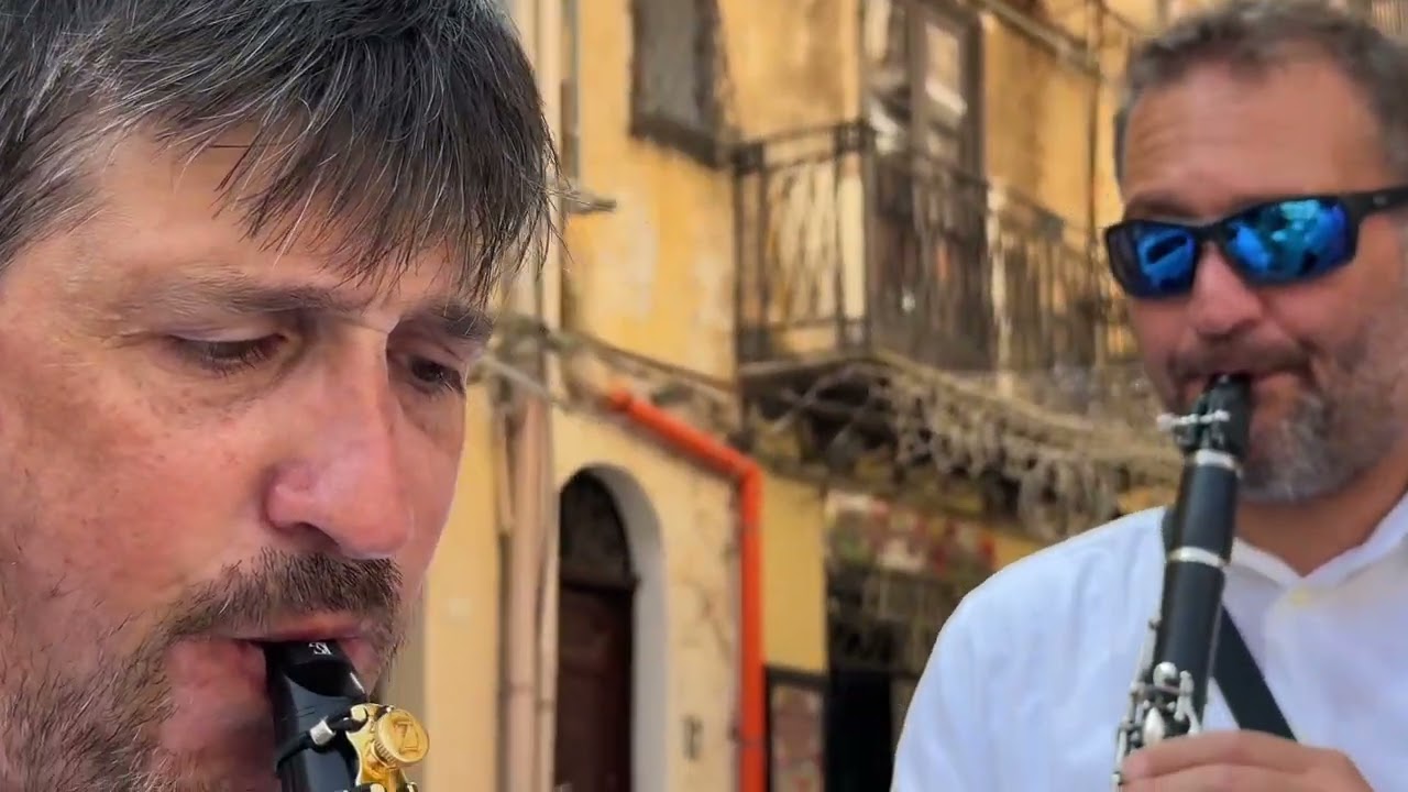 Totó Sax introduce ‘’Alba’’ di Giovanni Di Chiara suonata da ‘’I Venti’’ di Altofonte.