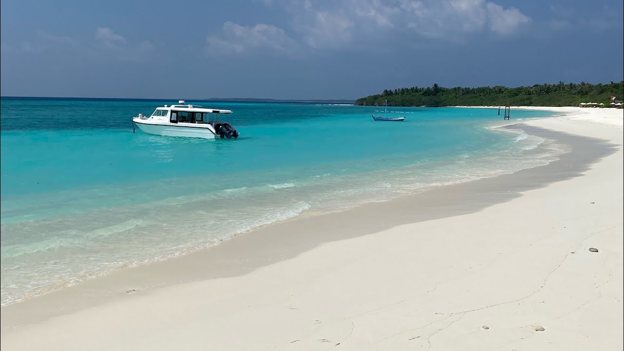 The Barefoot eco hotel Maldives 2023