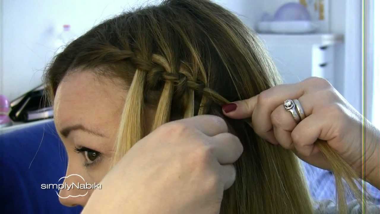 Capelli: treccia a cascata