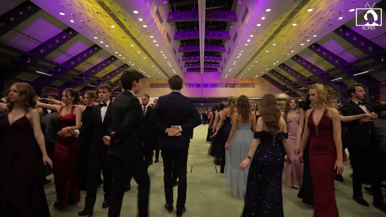 Polonez | Studniówka I LO w Łodzi | W. Kilar polonez z 