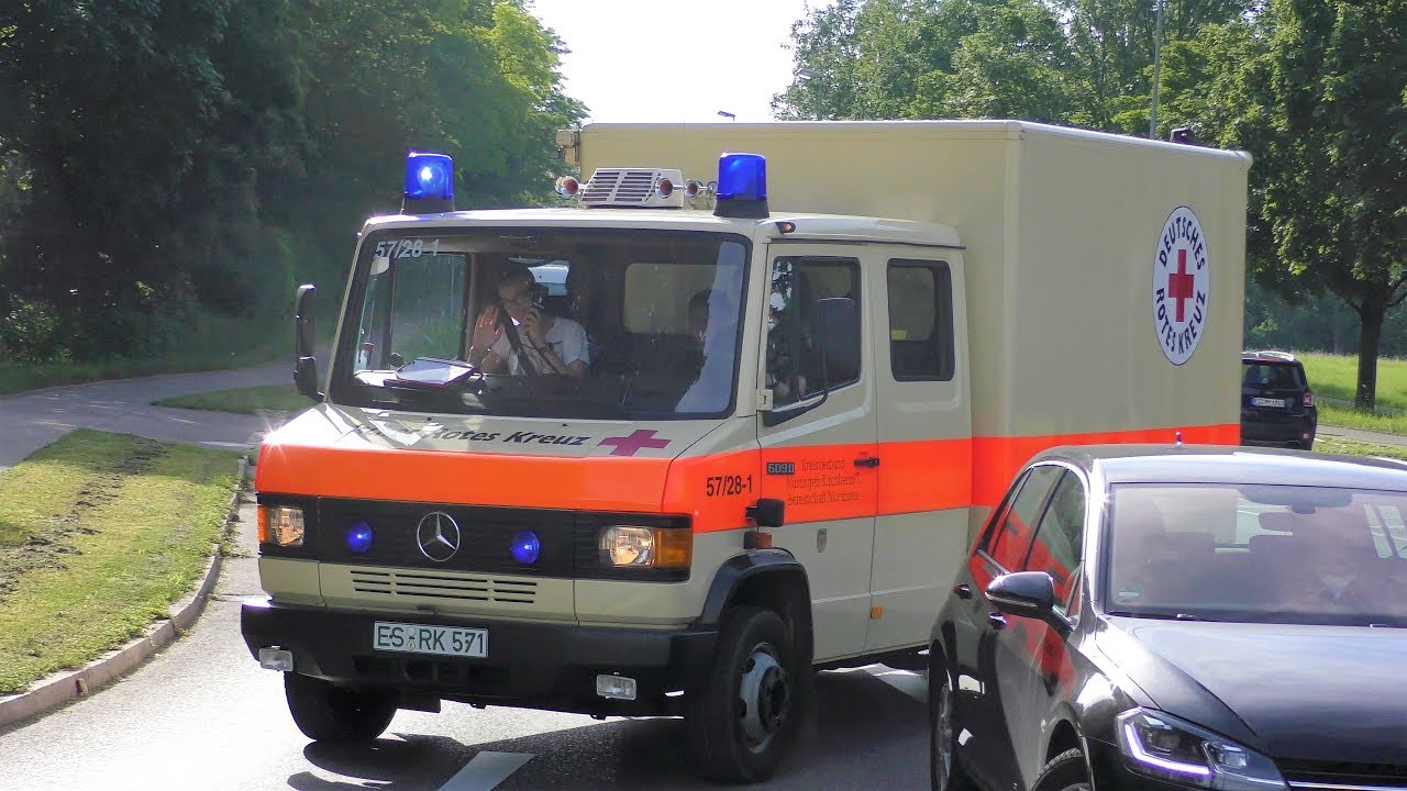 [3x Grüße] Flughafengroßalarm: Einsatzfahrten GW-San DRK NT + MTW DRK Frickenhausen + Doppel-FuStW