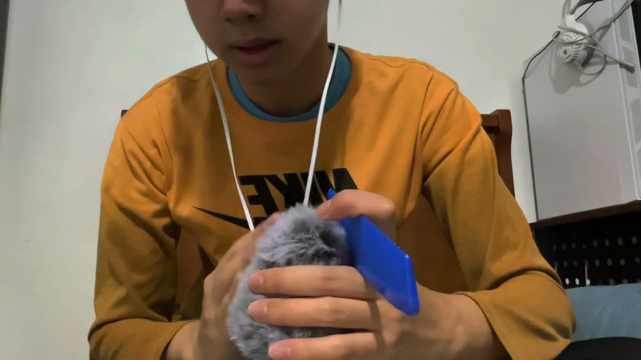 ASMR Bug searching in your hair 🐞🐛