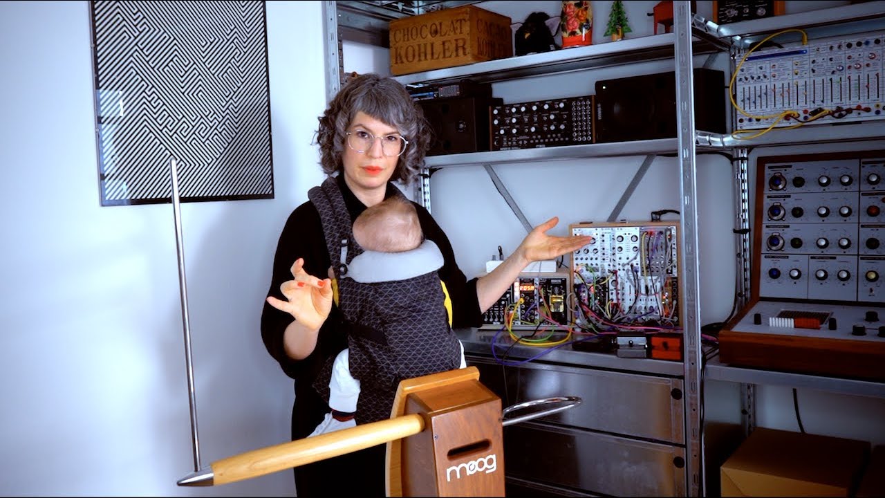 Theremin as a synth controller - Therminal C (aka Coralie Ehinger )'s setup & tricks