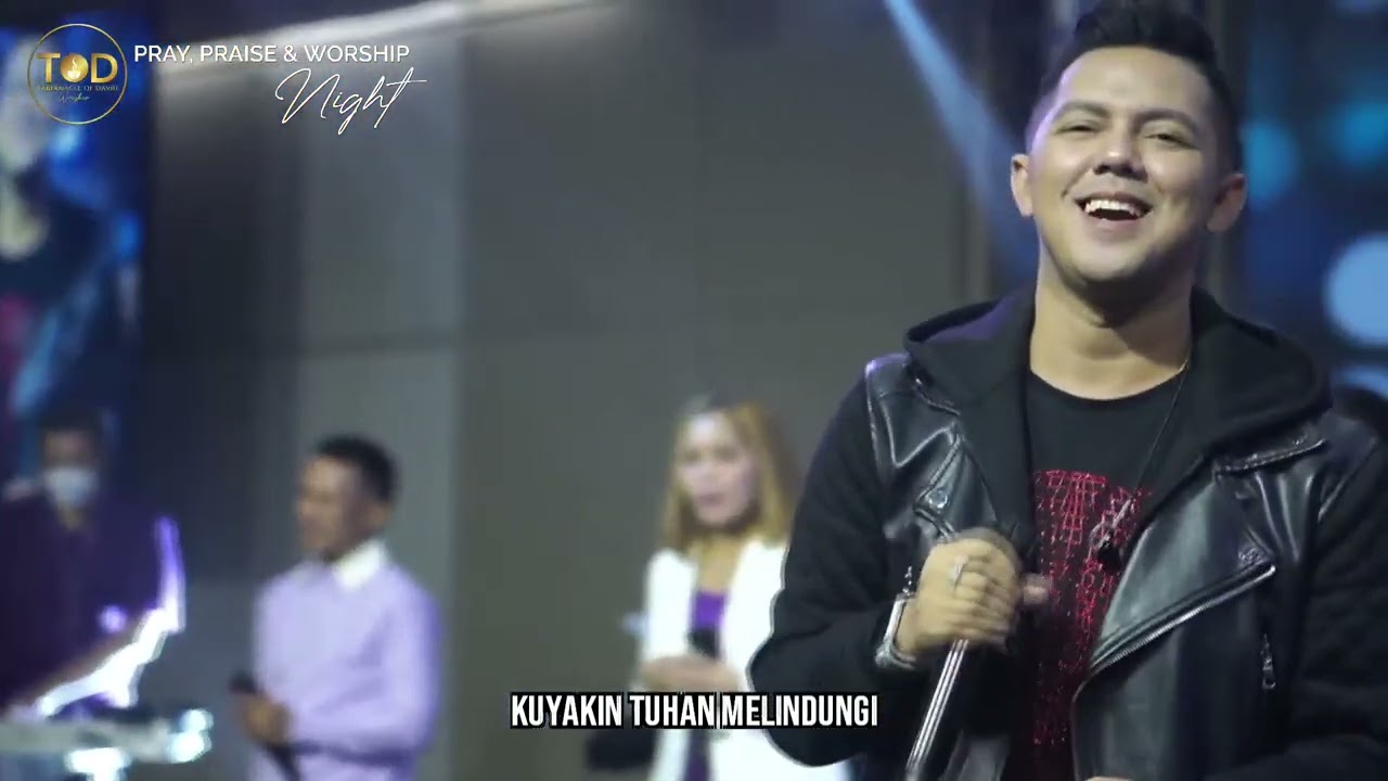 Tuhan Selalu Menolongku &middot; Michael Panjaitan