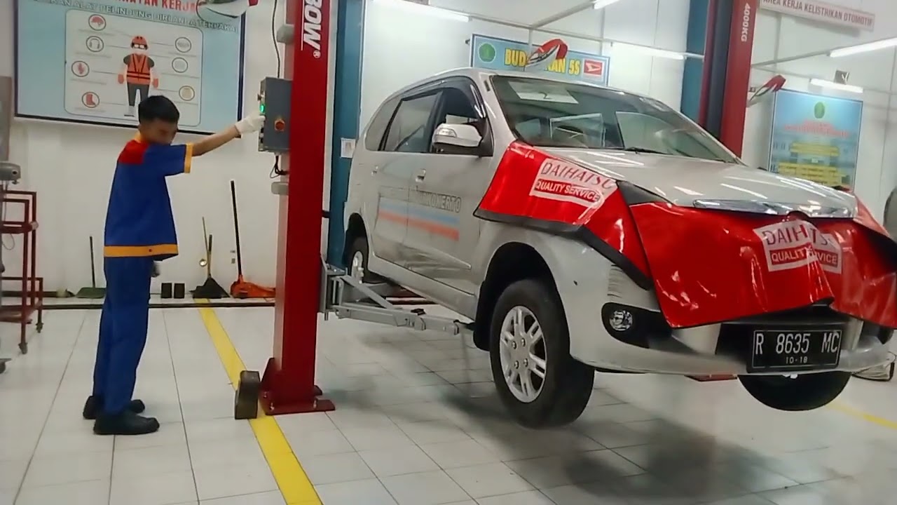 USK Perawatan Berkala 20 K Oleh PT Astra Daihatsu Motor di SMK Kesatrian Purwokerto