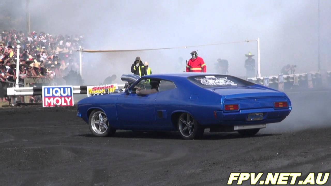 BLOWN V8 FORD XB COUPE ( PSYCLONE ) BURNOUT AT SUMMERNATS 25