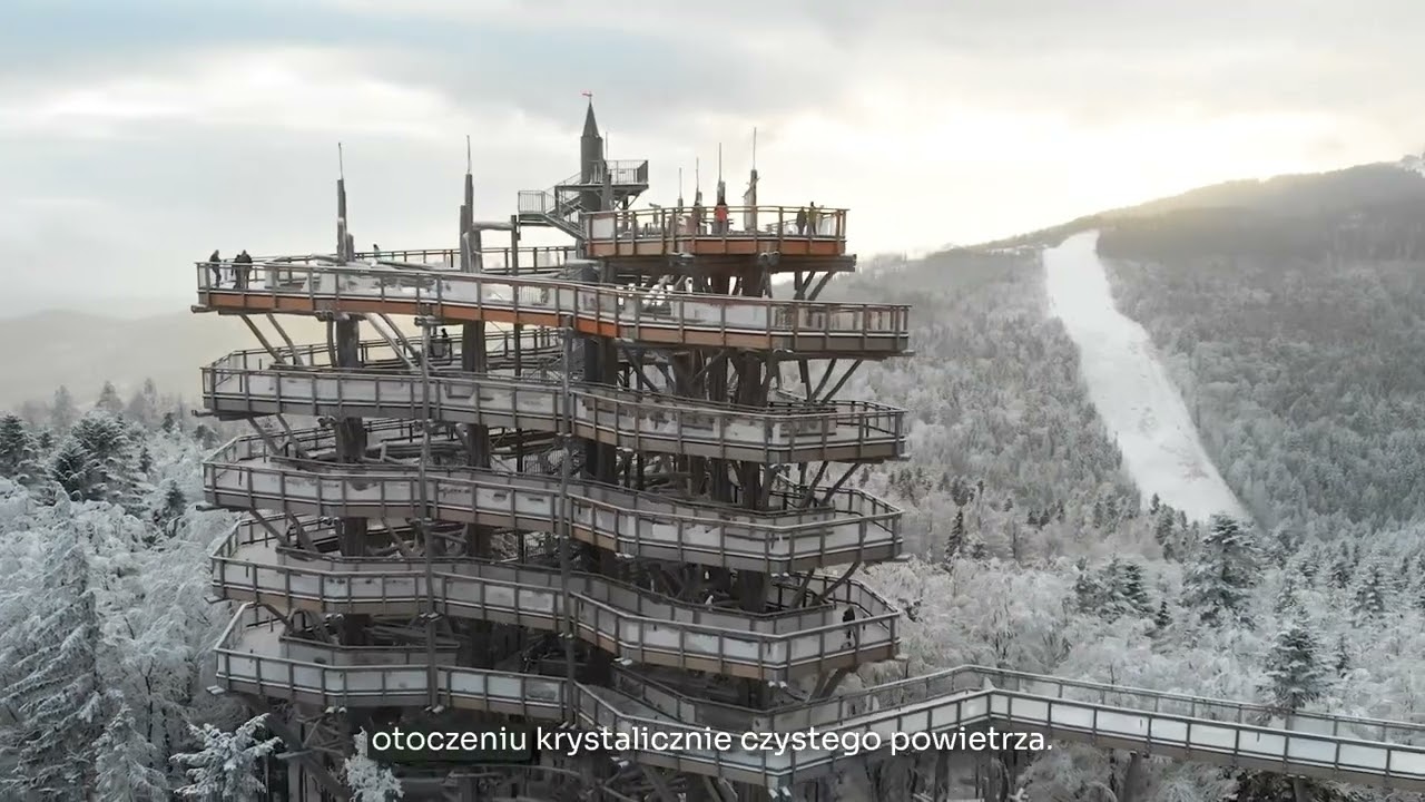 Tężnia solankowa Pod Wieżą w zimowej odsłonie - Słotwiny Arena