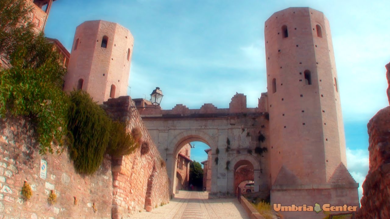 Spello (PG) - Presentazione libro di Michelle Damiani Il Bel Centro, a year in the beautiful center