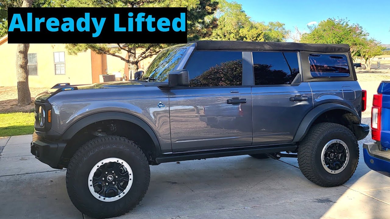 Поднятый Ford Bronco Black Diamond Sasquatch 2022 года (лифт зоны 3 дюйма)