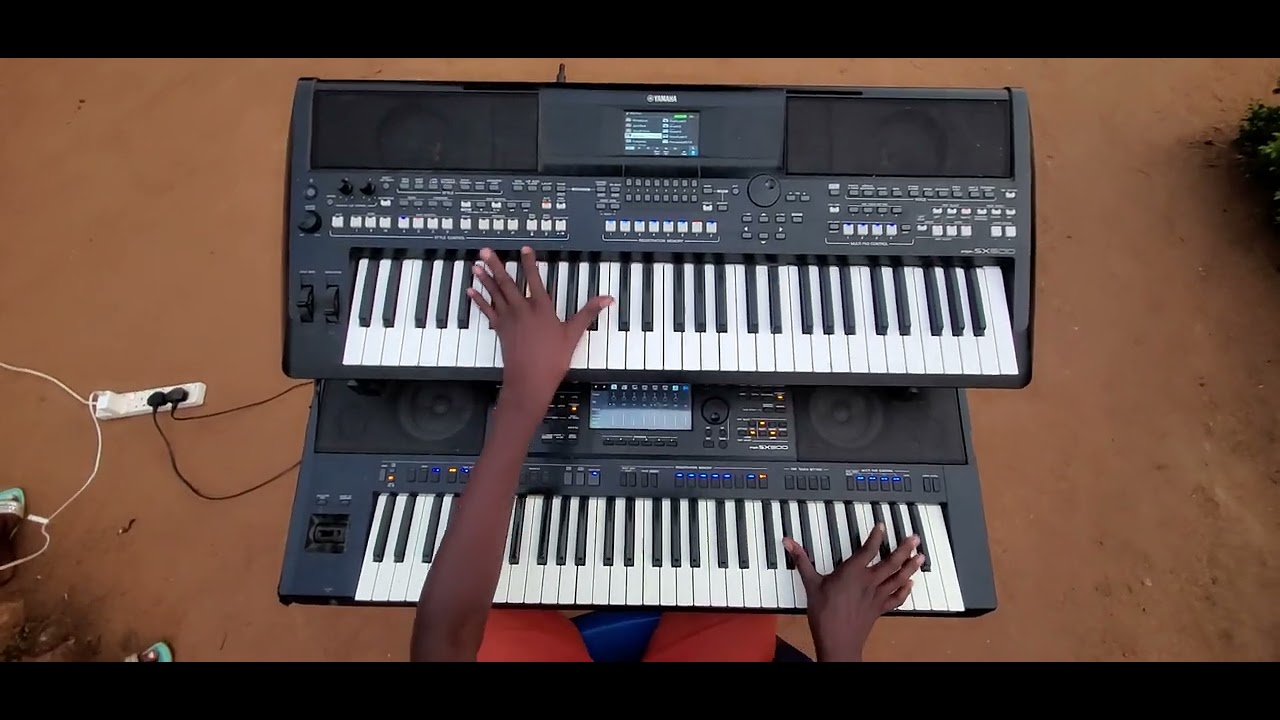how to play 2 keyboards at a goo