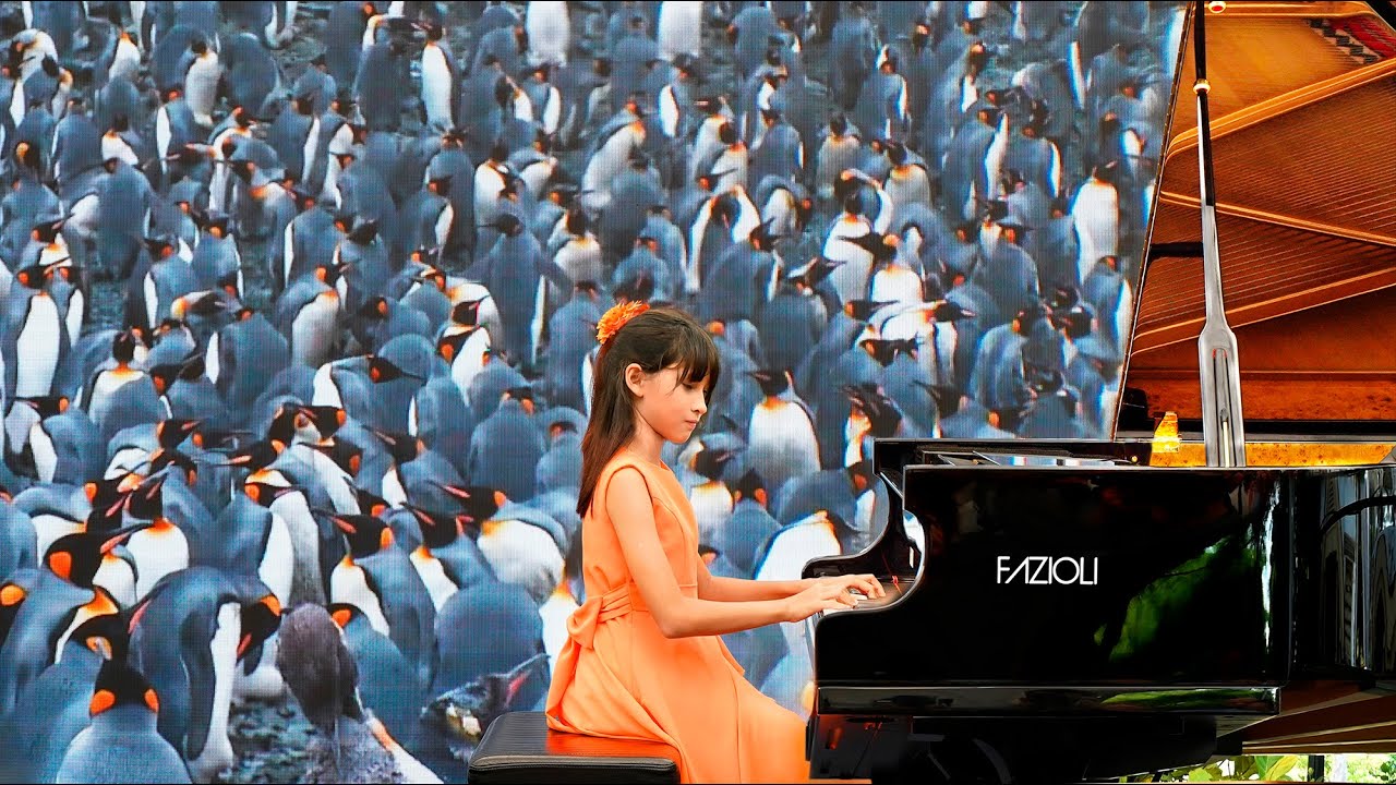 12 Year Old Singaporean Pianist Hillary O'Sullivan Plays a Rhapsody for Antarctica