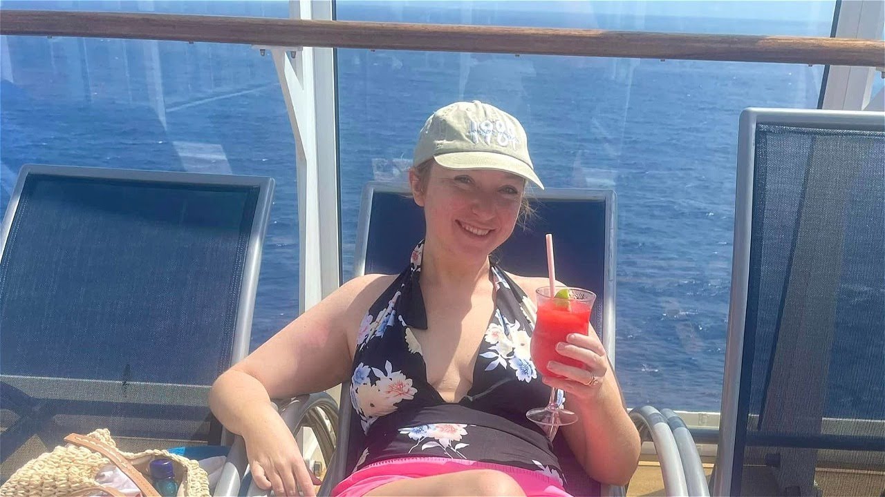 At Sea Days on Royal Caribbean's Symphony of the Seas! / Day 2 + 3 Cruise Vlog