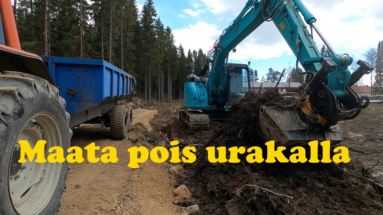 Maanajoa laaninpohjalta. Kobelco 140