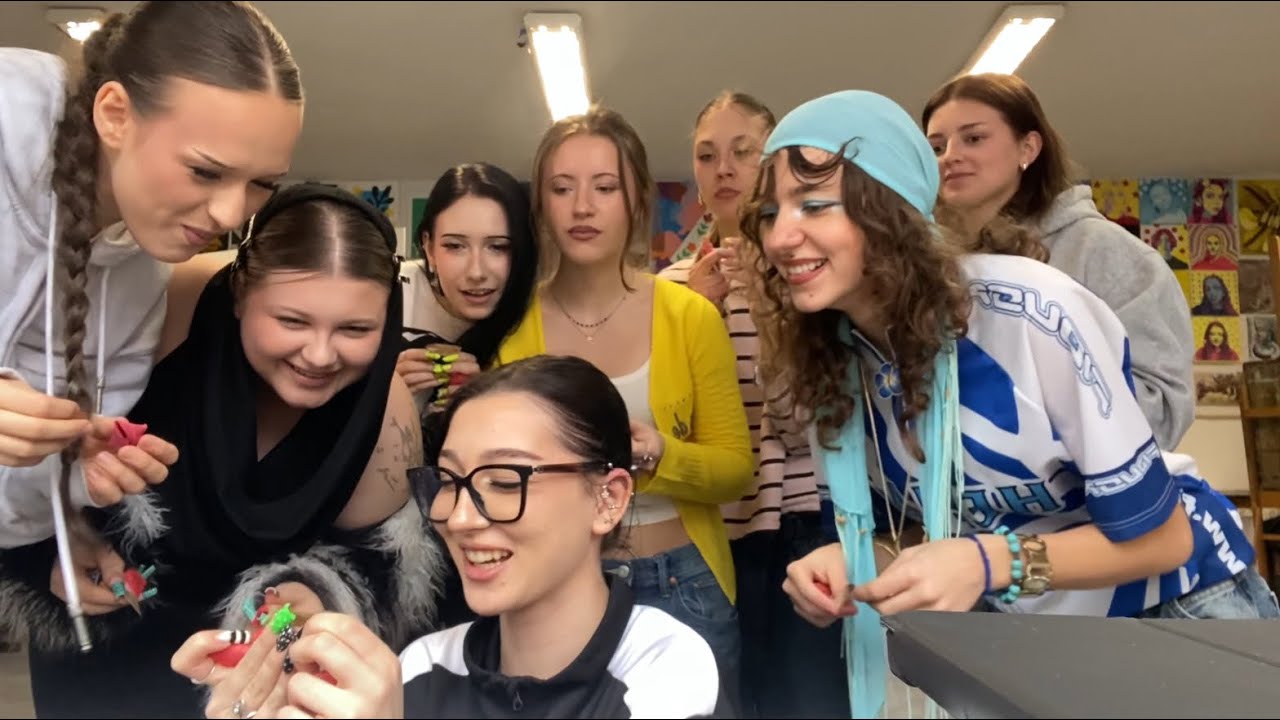 vlog ze szkoły modowej 🪡👘🌺🎨 lumpy, zakupy do pokazu 